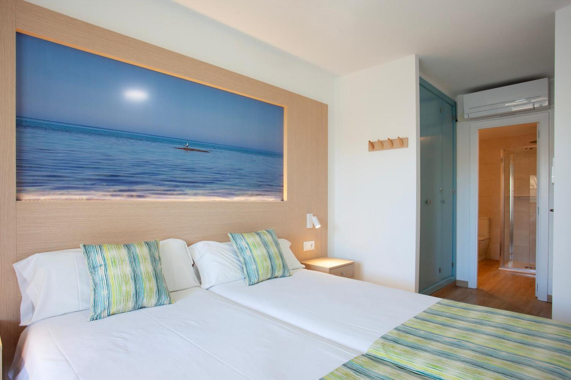Apartaments Edificio Puerto Colonia de Sant Jordi Buitenkant foto