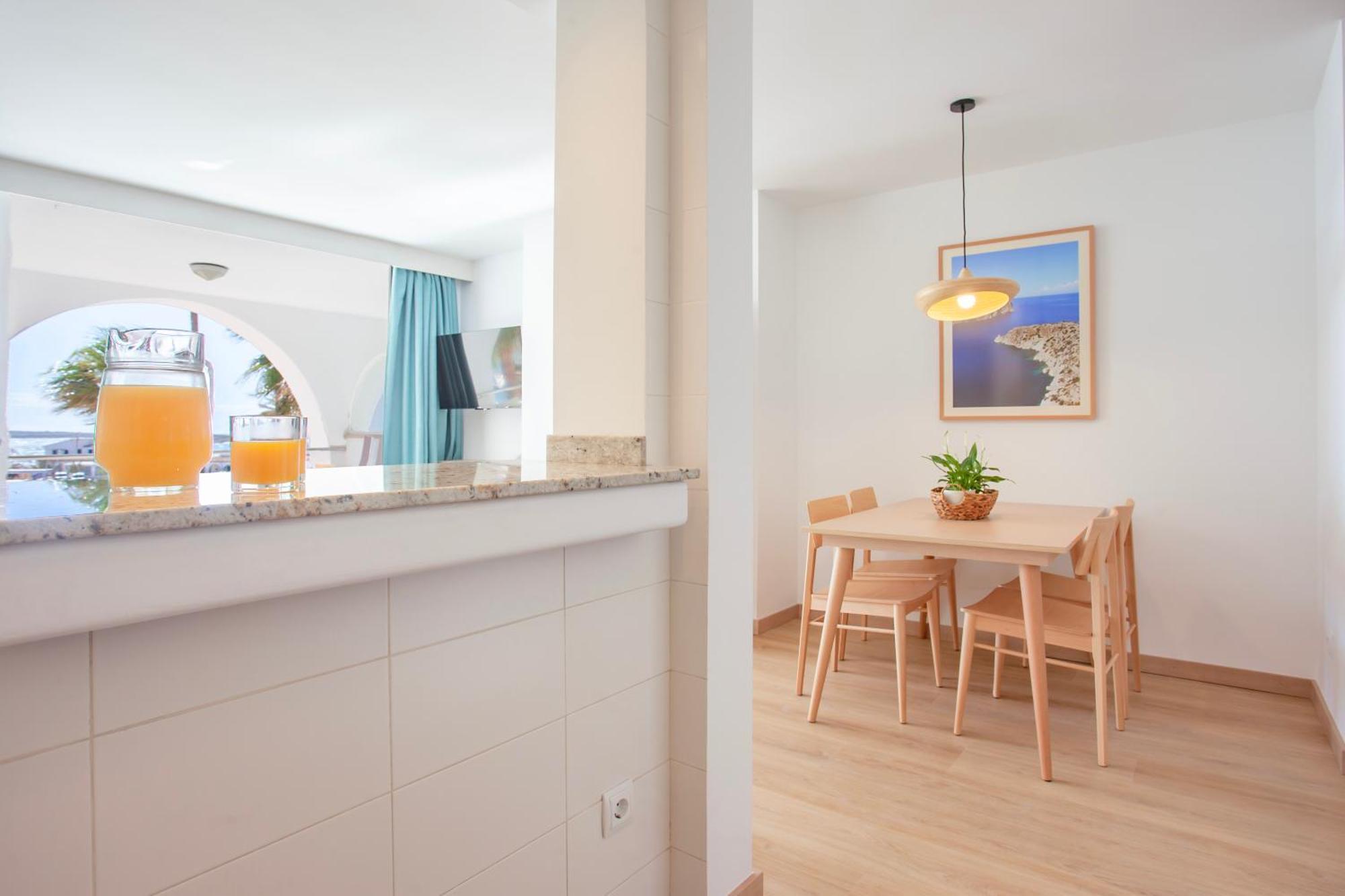 Apartaments Edificio Puerto Colonia de Sant Jordi Buitenkant foto