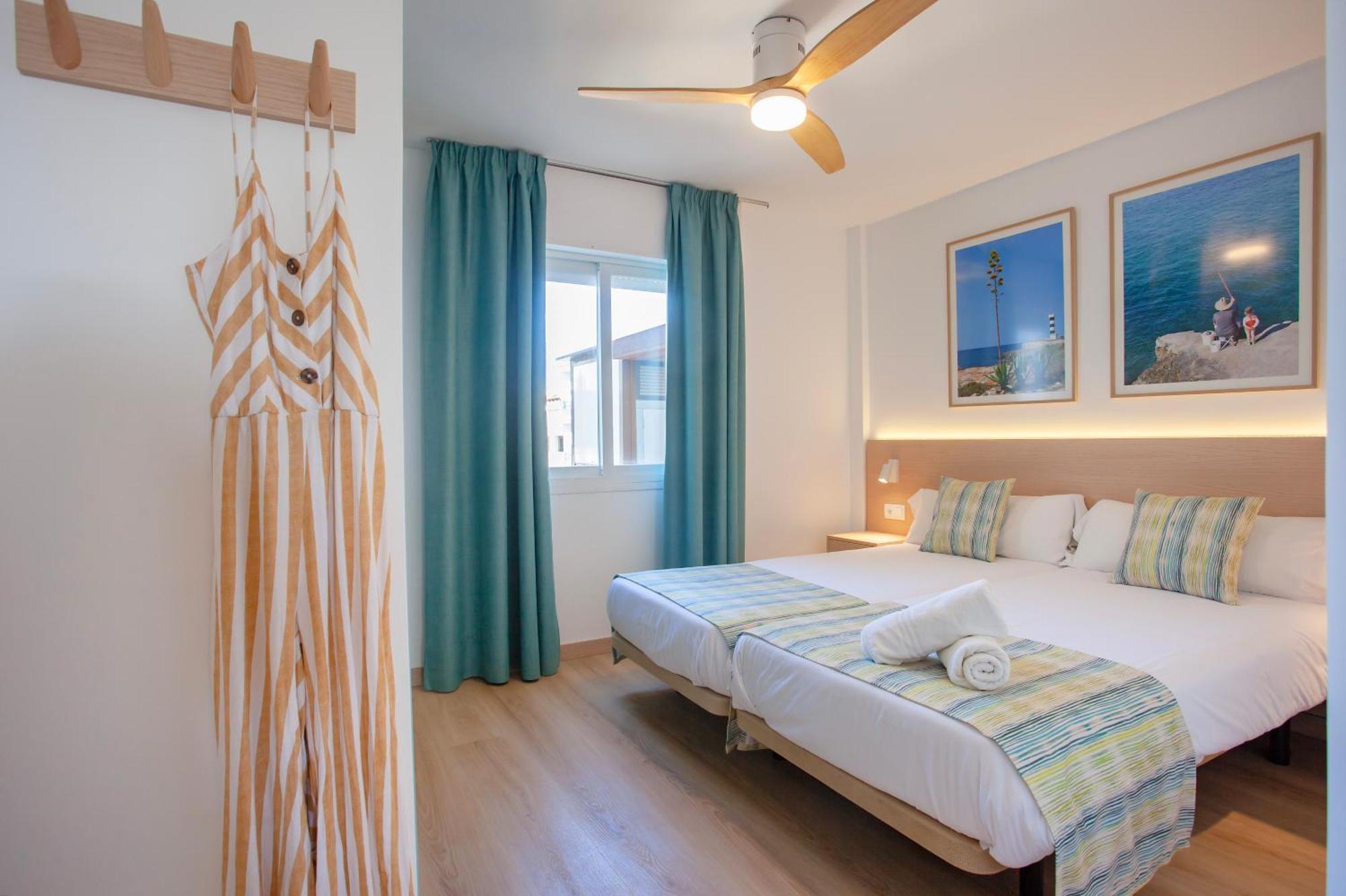 Apartaments Edificio Puerto Colonia de Sant Jordi Buitenkant foto