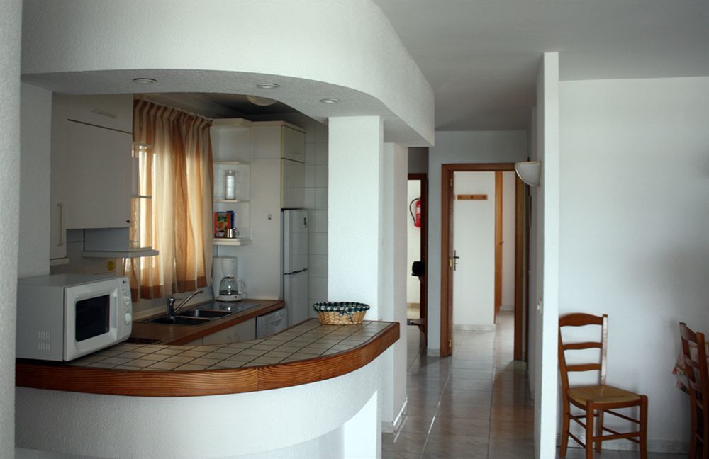 Apartaments Edificio Puerto Colonia de Sant Jordi Buitenkant foto